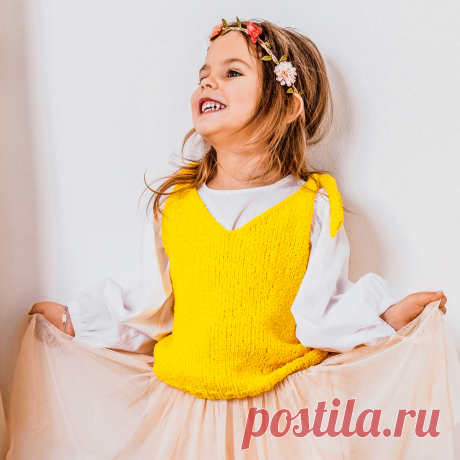 Желтый топ на завязках - схема вязания спицами с описанием на Verena.ru
