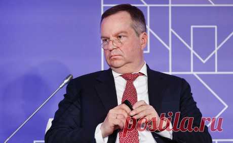 В Минфине указали, что госкомпании «расслабились» с выплатой дивидендов. Российские госкомпании на фоне санкций стали выплачивать меньше дивидендов, но ситуация должна улучшиться в 2025 году, сказал замминистра финансов Алексей Моисеев. В бюджет на 2024 год заложены поступления в размере ₽652,3 млрд