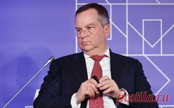 В Минфине указали, что госкомпании «расслабились» с выплатой дивидендов. Российские госкомпании на фоне санкций стали выплачивать меньше дивидендов, но ситуация должна улучшиться в 2025 году, сказал замминистра финансов Алексей Моисеев. В бюджет на 2024 год заложены поступления в размере ₽652,3 млрд