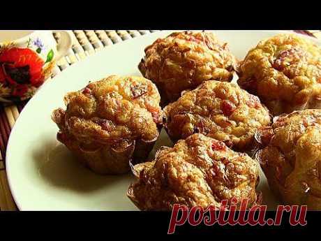 Капустные кексики с колбасой - кулинарный рецепт