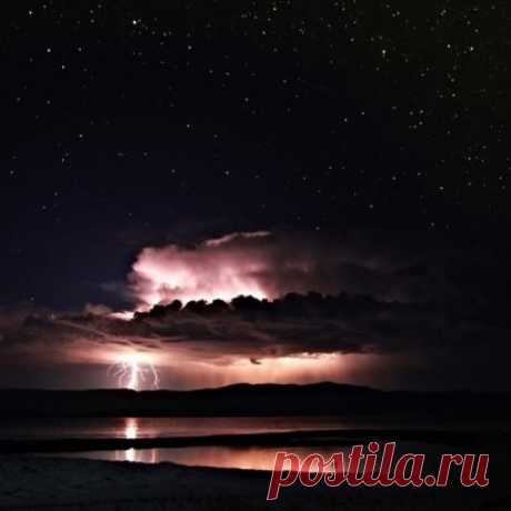 Гроза над Байкалом ...