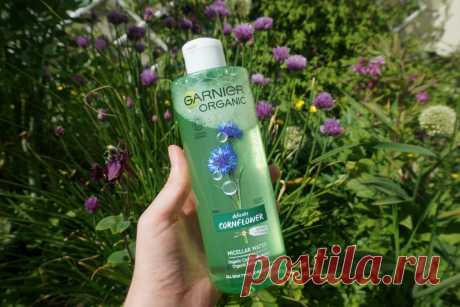 Мицеллярная вода Garnier Organic Cornflower Micellar Cleansing Water