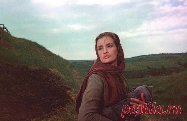 На 89-м году жизни умерла советская и российская актриса Зинаида Кириенко
