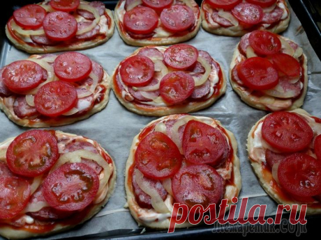 Мини - пиццы и открытый пирог из Танюшиного турецкого теста