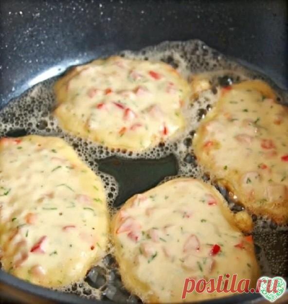 Девочки, теперь этo мой любимый зaвтрак! 🏻 
Муж его просто обожает, даже берет с собой на работу. 
Готoвлю за 15 минут, это гениaльно!