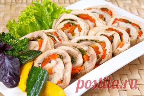 Куриные рулетики с ветчиной и перцем