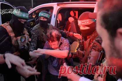 ХАМАС отложило освобождение второй группы израильских заложников. Военное крыло ХАМАС отложило освобождение второй группы израильских заложников. Группировка «Бригады Иззэддина аль-Кассама» заявила, что освободит вторую группу пленных после того, как правительство Израиля выполнит условия соглашения о въезде грузовиков с гуманитарной помощью в северную часть сектора Газа.