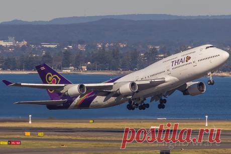 Фото THA Boeing 747-400 (HS-TGB) ✈ FlightAware
