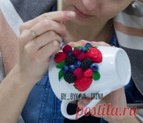 ВКУСНЫЕ ЛОЖКИ 🍭 КРУЖКИ🍭 ЦВЕТЫ в Instagram: «Подгоняли весну и приглашали лето на мастер-классе! 😂 Каждую сочную ягодку лепили в ручную 🙈💪 Девушки большие молодцы, все справились на…»