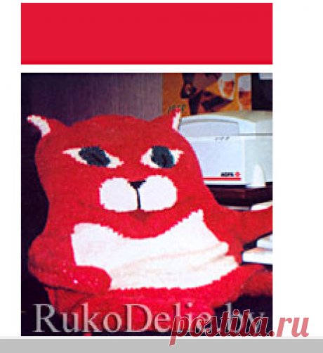 Вязаная спицами подушка ''Кот''.