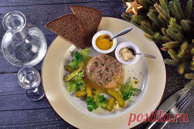 Скоро Новый год. Вкуснейший русский студень.