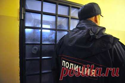 Россиянина арестовали из-за анекдотов