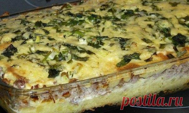 Картофельная запеканка с фаршем 

Ингредиенты: 
-5-6 картофелин, 
-500 грамм фарша, 
Показать полностью…