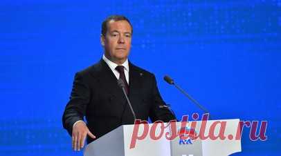 Медведев ответил на угрозы Зеленского, который пригрозил Кремлю ударами. Зампред Совбеза России Дмитрий Медведев ответил на угрозы Владимира Зеленского, который недавно посоветовал Кремлю «знать, где находится бомбоубежище». Читать далее