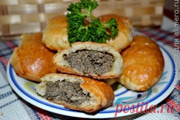 Домашние пирожки с начинкой из печени и яблок