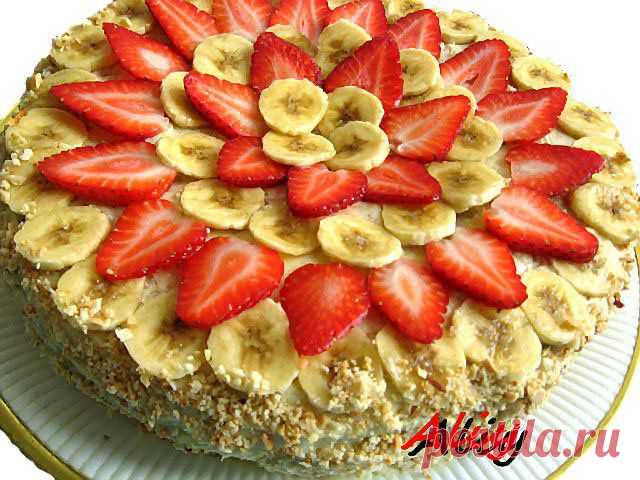 168. Торт бананово-клубничный