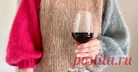 "Pink & Grey" -Mohairpullover - Beige & Braun - Shop | Paradiseknits Weicher und traumhaft leichter Mohairpullover im Colorblocking Style. Mit LIebe handgestrickt. Raglanschnitt mit verschiedenfarbigen Ärmeln in Beige, Graun und kräftigem Pink.