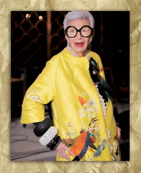 Айрис Апфель (Iris Apfel). Эклектичный стиль Айрис, её умение с изяществом сочетать между собой множество аксессуаров и ярких цветов, послужили поводом для Института Костюмов устроить выставку в её честь в 2005 году.

В молодости Айрис занималась дизайном тканей и интерьеров. О её биографии я могу говорить долго, поэтому вовремя остановлюсь и порекомендую документальный фильм об Айрис Апфель, под названием «Iris».