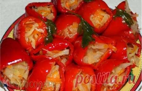 Перец с начинкой из капусты и моркови на зиму — MEGOCOOKER