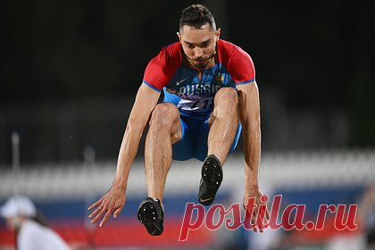 Чемпион мира из России пожаловался на убившую его карьеру World Athletics. Чемпион мира в прыжках в длину Александр Меньков пожаловался на санкции Международной ассоциации легкоатлетических федераций (World Athletics) в отношении россиян. «Моя карьера была на взлете, я мог бы еще многого достигнуть. Обидно очень, у меня полкарьеры просто убили», — посчитал Меньков.