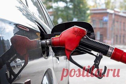 Цены на бензин в России устремились вниз