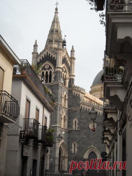 Рандаццо - старинный город из черной лавы | Сицилия для нас