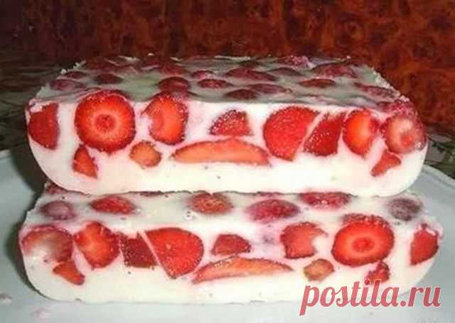 Кулинарные Рецепты: "Клубника под снегом"