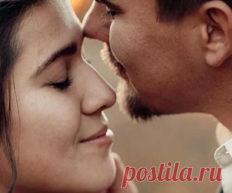 Какой есть простой приворот по фото? Когда девушка мечтает быть с любимым парнем то она готова пойти на разные способы вплоть до магических действий. В этом случае предлагаем рассмотреть