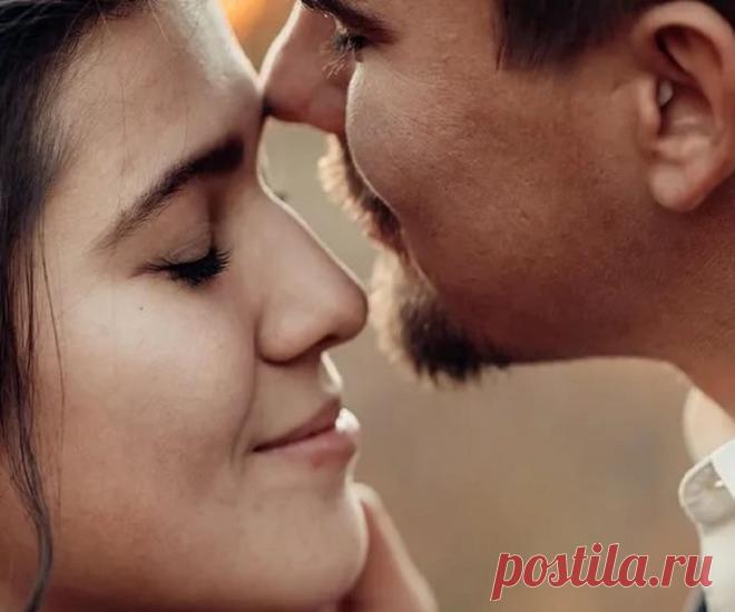 Какой есть простой приворот по фото? Когда девушка мечтает быть с любимым парнем то она готова пойти на разные способы вплоть до магических действий. В этом случае предлагаем рассмотреть