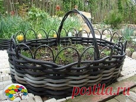 Старый шланг в дело. Как вам идеи?