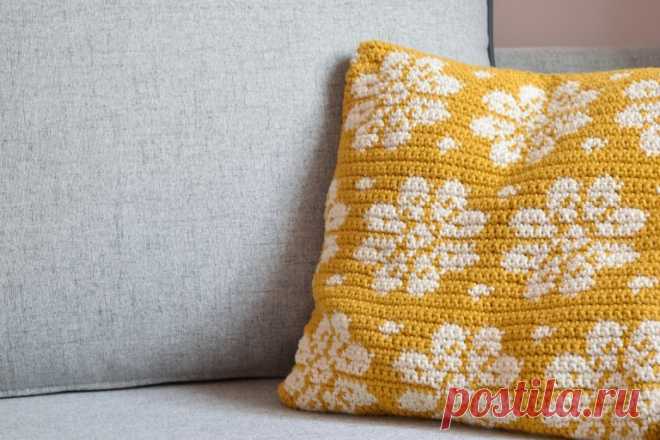 Чехол на квадратную подушку крючком. Схема узора. / knittingideas.ru