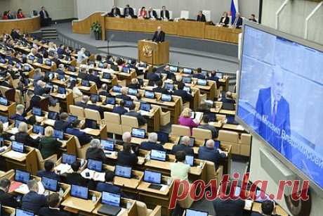 Мишустин повторно встретится с депутатами Госдумы. Премьер-министр России Михаил Мишустин повторно встретится с депутатами Госдумы, которые не успели задать свои вопросы во время отчета правительства 6 апреля. Об этом сообщил его пресс-секретарь Борис Беляков. Глава кабмина выступал с ежегодным отчетом в Госдуме 23 марта.