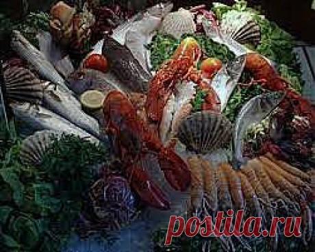 Какие продукты содержат йод и в большом количестве |Сколько раз доводилось уже слышать или читать о том, как необходимы для нашего с Вами здоровья продукты, содержащие йод. Неудивительно – йод – это химический элемент, при недостатке которого нормальное функционирование и развитие человеческого организма просто немыслимо. Без йода не может нормально работать ни один из наших органов или их систем. Очень важен этот минерал для щитовидной железы.