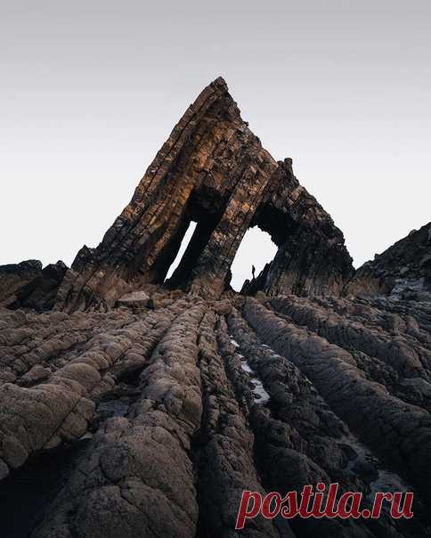 Скальные образования в Девоне, Англия