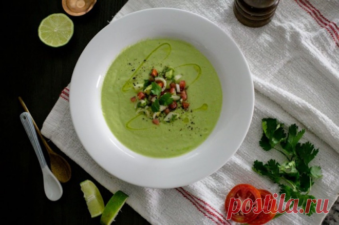 Сыроедческий Гаспачо из Авокадо Освежающий, насыщающий, полезный, вкусный