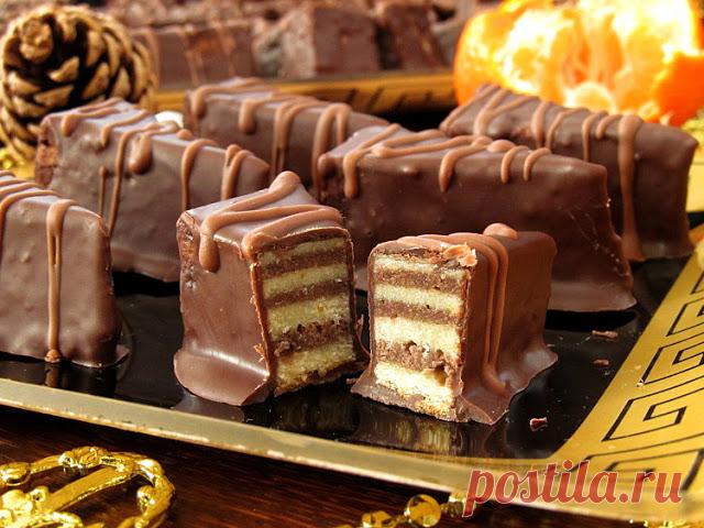 Постигая искусство кулинарии... : Немецкие глазированные пряники-треугольники (Baumkuchenspitzen).