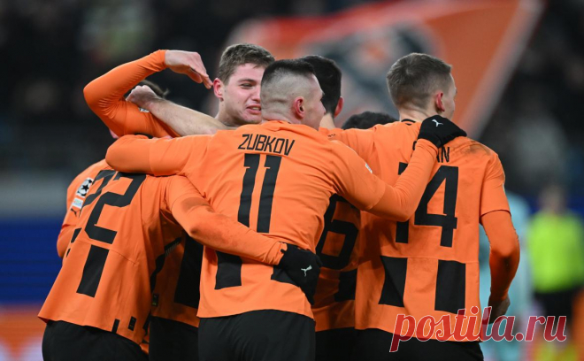 Украинский «Шахтер» решил найти финансовую поддержку в Саудовской Аравии. «Шахтер» привлек швейцарскую фирму для переговоров с саудовскими клубами — по поводу возможных трансферов и выставочных матчей. Гендиректор клуба заявил, что у саудовцев много денег