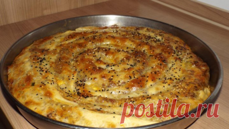 Слоёный пирог с фаршем (Бёрек по турецки)