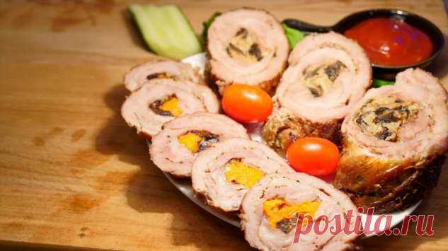 Отбивная свинина, фаршированная грибами: мечта мясоедов | Офигенная Блюдо, от которого оторваться невозможно! Трудно представить, что может быть вкуснее кусочков тонкой, хорошо отбитой свинины, в которой завернуты сочные, нежные, сливочные грибочки, пропитывающиеся