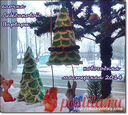 Елка из ватных дисков - новая конкурсная работа от совсем маленьких деток! Процесс изготовления.