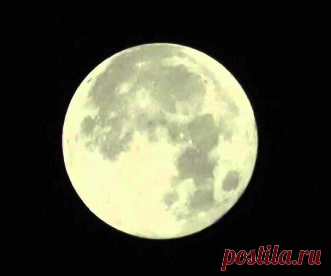 Как делать заговор на полную луну на деньги - читать в домашних условиях? Заговоры на привлечение денег на полную Луну. Заговоры и молитвы на удачу и богатство на деньги на полнолуние 100% Заговоры и заклинания, Помогающие молитвы 30 Заговоров на привлечение денег на полную Луну. Детально: Заговоры и молитвы на удачу и богатство на деньги на полнолуние - святые тексты подобранные