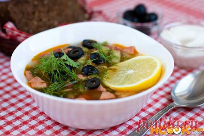 Солянка с мясом и колбасой: вкусный фото рецепт приготовления тушеного на сковороде супа