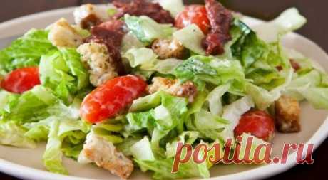 (+1) Салат "Цезарь" с курицей и сухариками - 5 классических рецептов в домашних условиях