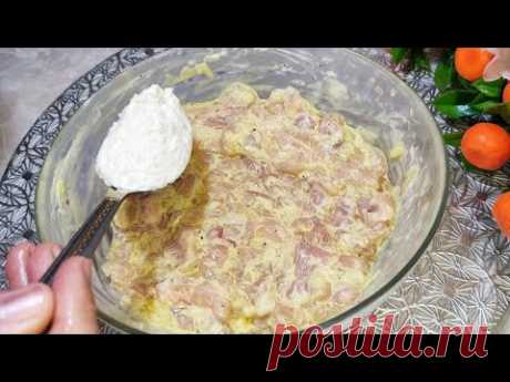 У ВАС ДОМА ЕСТЬ КУРИНАЯ ГРУДКА? КРУЧЕ ЧЕМ БЕЛЯШИ И ЧЕБУРЕКИ! Век живи век учись ингредиенты1 яйцокуриная грудка0.5 среднего лука1 стл майонеза1 стл мукасоль,перец3-4 стл растительного маслаMalzemeler 1 yumurta tavuk göğsü 0.5 orta boy so...