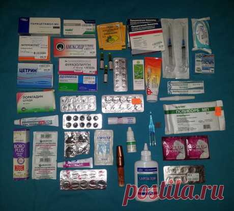 АПТЕЧКА ТУРИСТА: СПИСОК ЛЕКАРСТВ В ДОРОГУ Личный опыт: как правильно собрать аптечку туриста. Составляем список лекарств на все случаи жизни, которые нужно взять в дорогу, чтобы в путешествии все было под рукой. Итак, вы решили отправиться в путешествие...