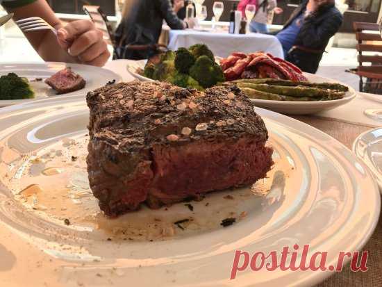 Keller Steak House, Брашов - фото ресторана - TripAdvisor Keller Steak House, Брашов: просмотрите 384 объективных отзывов о Keller Steak House с оценкой 4,5 из 5 на сайте TripAdvisor и рейтингом 11 среди 301 ресторанов в Брашов.