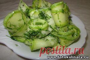 ВОЛШЕБНЫЕ БЫСТРЫЕ МАРИНОВАННЫЕ КАБАЧКИ С МЕДОМ И ЧЕСНОКОМ.