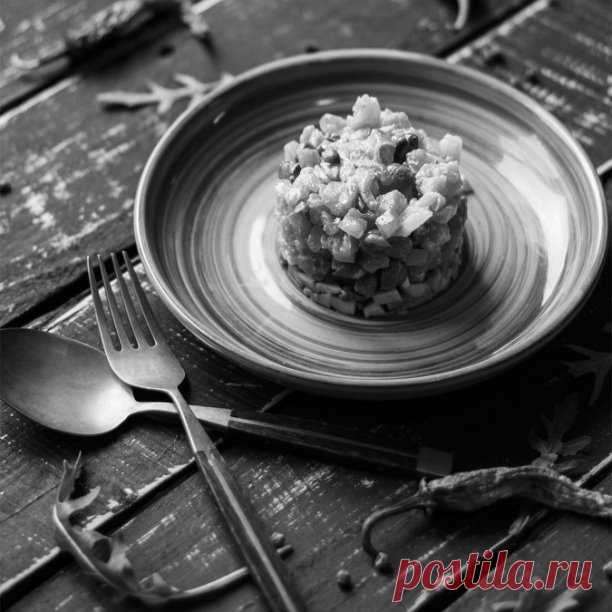 13 кусочек пазла от стресса

Вкусная еда! Да!

Поесть любят все, особенно вкусно. Вот только во время стресса, большого или маленького часто начинается заедание стресса всем подряд. Создаётся иллюзия борьбы с ситуацией. Но это не более, чем выработка дурной привычки. А кортизол так и будет выбрасываться, требуя всё больше топлива. Последствия этой привычки оказываются плачевными для здоровья физического и психоэмоционального, и только прибавляют проблем

А можно ведь было ...