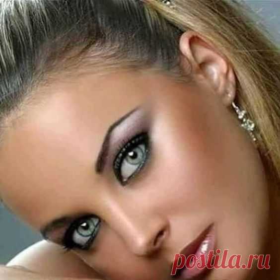 (1) Pinterest