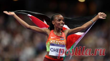 Кенийская бегунья Чебет выиграла Олимпиаду на дистанции 10 000 м. Кенийская легкоатлетка Беатрис Чебет завоевала золото Олимпийских игр в беге на 10 000 м. Читать далее